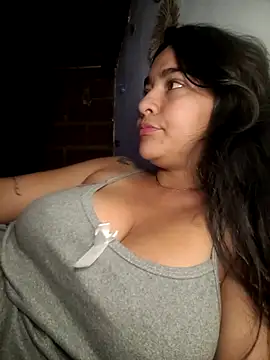 Snapshot of alison_villalobo chatting on 19, 2, 2026 alison villalobo online show from 19, 2, 2026