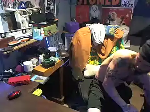 Snapshot of CloudDadddyyy420 chatting on 2, 2, 2025 CloudDadddyyy420 online show from 2, 2, 2025