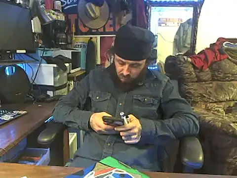 Snapshot of CloudDadddyyy420 chatting on 9, 9, 2025 CloudDadddyyy420 online show from 9, 9, 2025