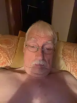 Snapshot of Steffibi1954 chatting on 28, 10, 2025 Steffibi1954 online show from 28, 10, 2025