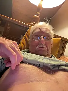 Snapshot of Steffibi1954 chatting on 17, 11, 2025 Steffibi1954 online show from 17, 11, 2025