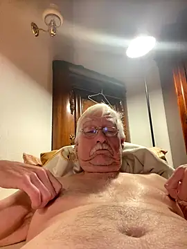 Snapshot of Steffibi1954 chatting on 21, 11, 2025 Steffibi1954 online show from 21, 11, 2025