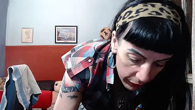 Snapshot of Gretella chatting on 16, 10, 2025 Gretella online show from 16, 10, 2025