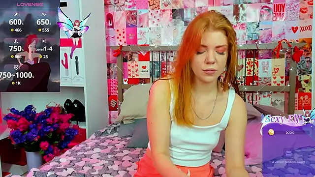 Snapshot of DiWalton chatting on 16, 12, 2024 DiWalton online show from 16, 12, 2024