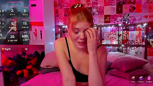 Snapshot of DiWalton chatting on 27, 2, 2025 DiWalton online show from 27, 2, 2025