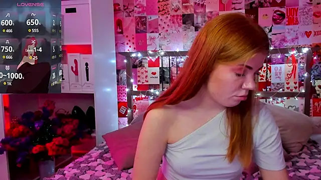 Snapshot of DiWalton chatting on 28, 2, 2025 DiWalton online show from 28, 2, 2025