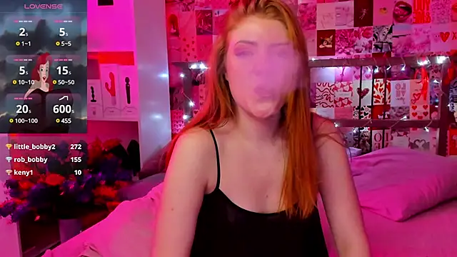 Snapshot of DiWalton chatting on 7, 3, 2025 DiWalton online show from 7, 3, 2025