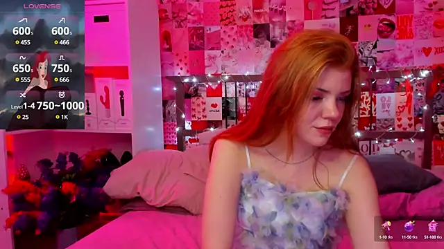 Snapshot of DiWalton chatting on 11, 3, 2025 DiWalton online show from 11, 3, 2025