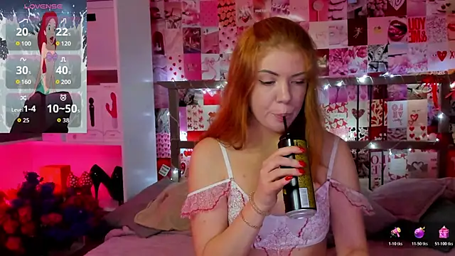 Snapshot of DiWalton chatting on 20, 10, 2025 DiWalton online show from 20, 10, 2025