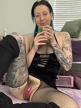 Snapshot of MissCumberdale chatting on 25, 11, 2025 MissCumberdale online show from 25, 11, 2025