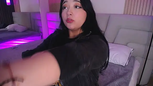 Snapshot of Miss_Loise chatting on 3, 12, 2025 Miss Loise online show from 3, 12, 2025