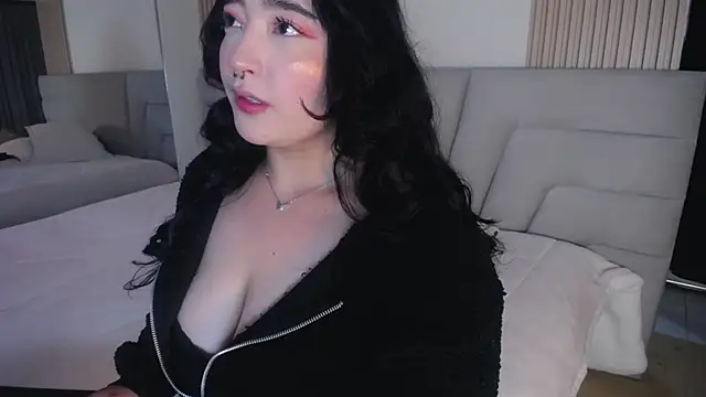 Snapshot of Miss_Loise chatting on 17, 1, 2026 Miss Loise online show from 17, 1, 2026