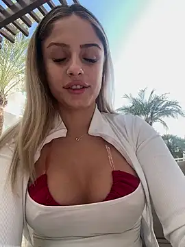 Snapshot of BritneyDimond chatting on 3, 12, 2024 BritneyDimond online show from 3, 12, 2024