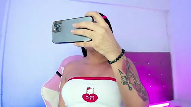 Snapshot of OSORIOMAFE chatting on 30, 10, 2025 OSORIOMAFE online show from 30, 10, 2025