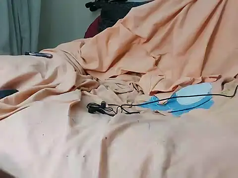 Snapshot of maxxx20202020 chatting on 1, 2, 2025 maxxx20202020 online show from 1, 2, 2025