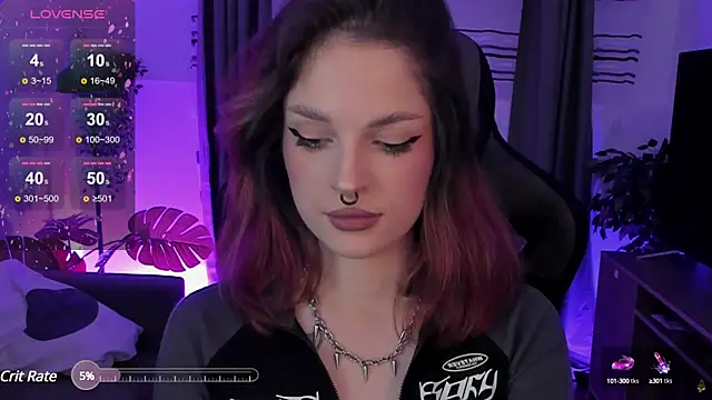 BratzieDarsie online show from 12, 2, 2025