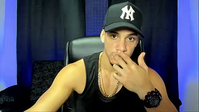 jhonnysnow17 online show from 10, 10, 2025