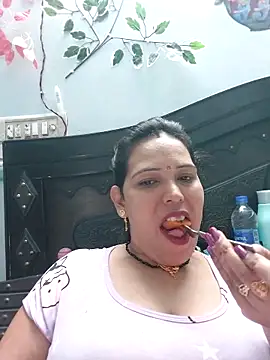 Snapshot of Poojabhabi101 chatting on 30, 10, 2025 Poojabhabi101 online show from 30, 10, 2025