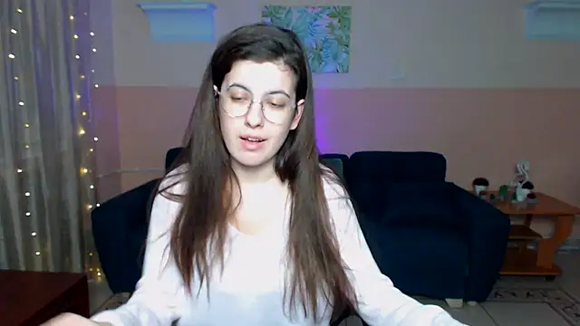Snapshot of Aminabeatris chatting on 6, 2, 2025 Aminabeatris online show from 6, 2, 2025