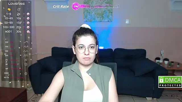 Snapshot of Aminabeatris chatting on 3, 10, 2025 Aminabeatris online show from 3, 10, 2025