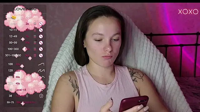 lil luna x online show from 12, 12, 2024