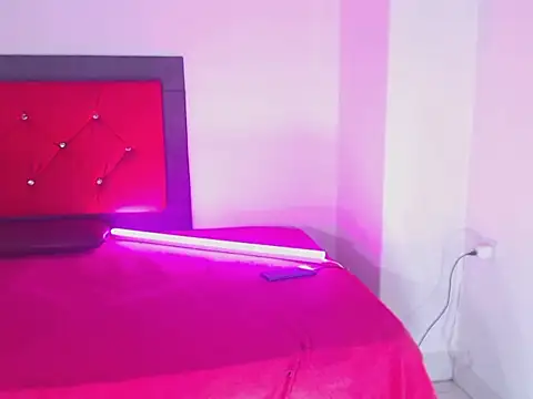 sofia collenx online show from 11, 2, 2026