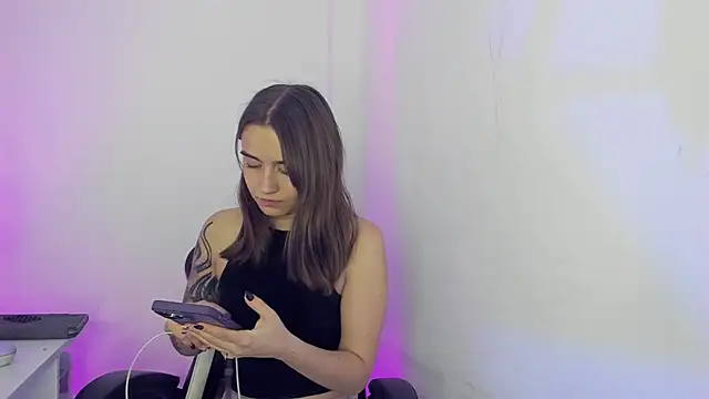  alicerosse2 online show from 28, 2, 2025