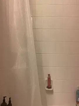 Snapshot of LiverandBrat77 chatting on 6, 11, 2025 LiverandBrat77 online show from 6, 11, 2025