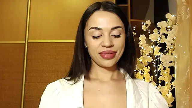 Snapshot of Mika_Gold chatting on 10, 1, 2025 Mika Gold online show from 10, 1, 2025