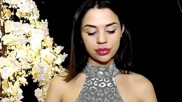 Snapshot of Mika_Gold chatting on 13, 2, 2025 Mika Gold online show from 13, 2, 2025