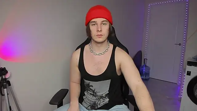 Vincent Strong online show from 3, 12, 2024