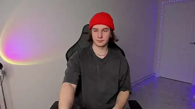 Vincent Strong online show from 2, 3, 2025