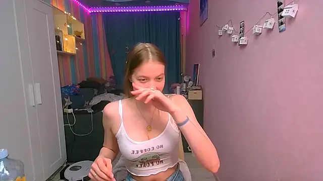 Snapshot of __Aphrodita__wow__ chatting on 6, 3, 2025 Aphrodita wow online show from 6, 3, 2025