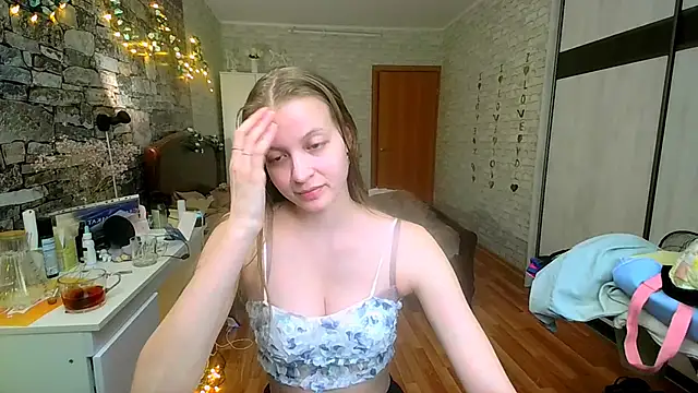 Snapshot of __Aphrodita__wow__ chatting on 29, 4, 2026 Aphrodita wow online show from 29, 4, 2026