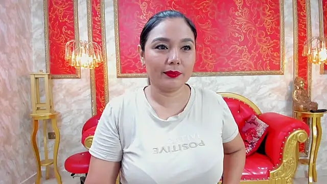 Snapshot of Myhottie_Milf chatting on 13, 3, 2025 Myhottie Milf online show from 13, 3, 2025