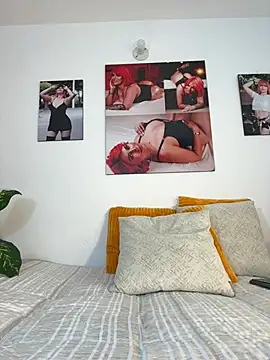 zafiro mo0n online show from 7, 2, 2025