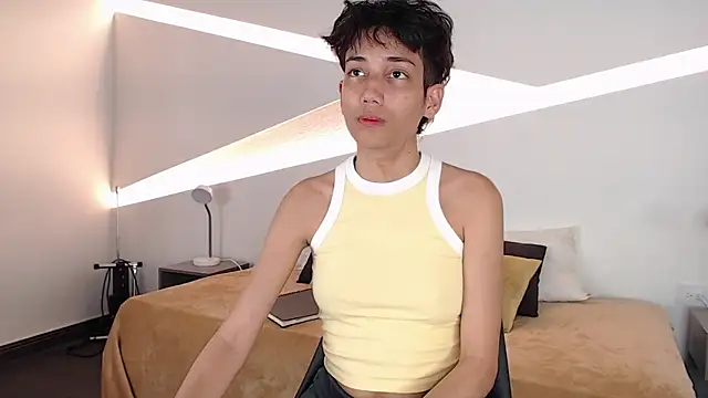 hot little bunny online show from 4, 2, 2025