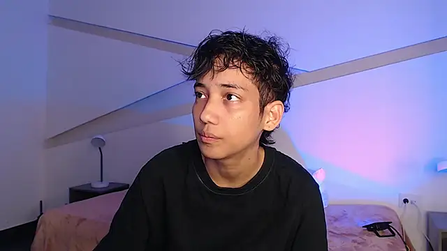 hot little bunny online show from 11, 2, 2025