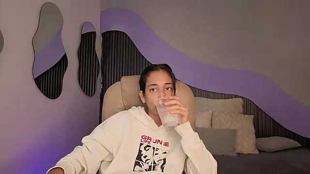 hot little bunny online show from 2, 3, 2026