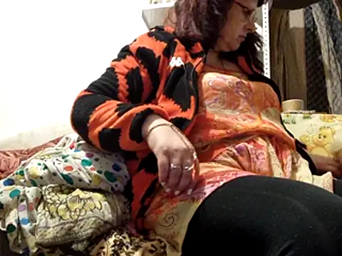 Samantha Squirtxh online show from 12, 4, 2026