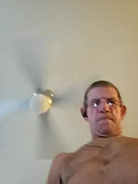 Snapshot of Daza67 chatting on 15, 12, 2025 Daza67 online show from 15, 12, 2025