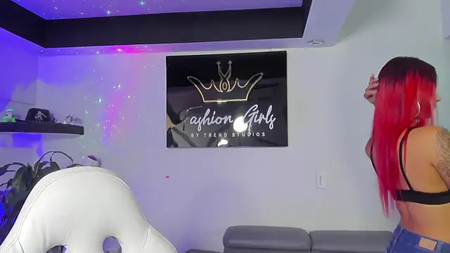 Snapshot of CinthiaCollins chatting on 26, 2, 2025 CinthiaCollins online show from 26, 2, 2025