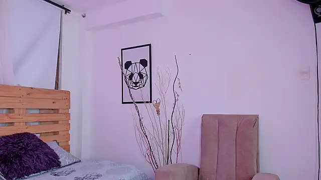 Snapshot of shantal_rosse1 chatting on 29, 10, 2025 shantal rosse1 online show from 29, 10, 2025