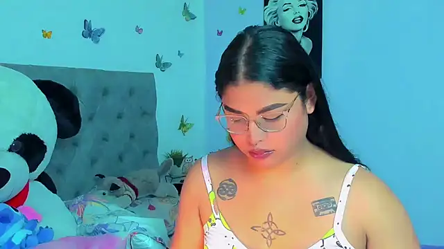 Snapshot of mabellfox chatting on 15, 12, 2024 mabellfox online show from 15, 12, 2024