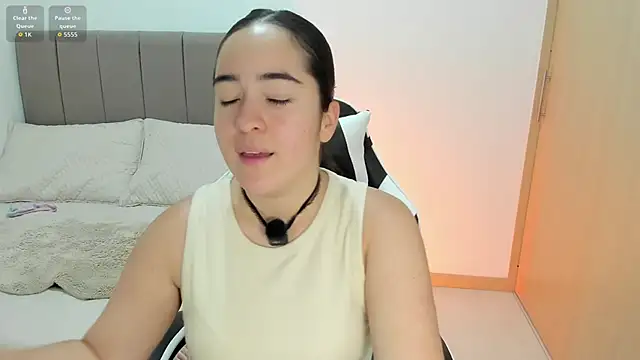 soyamandaa  online show from 22, 12, 2025