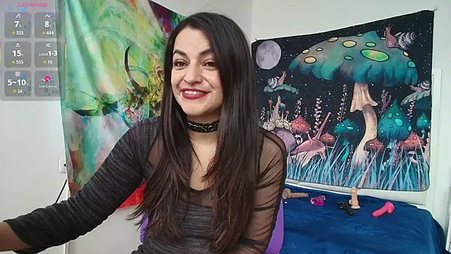 LovelyAzucena online show from 14, 1, 2026