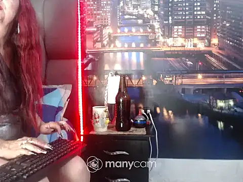 Snapshot of Lucy_mature8 chatting on 31, 12, 2024 Lucy mature8 online show from 31, 12, 2024