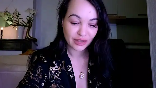 Snapshot of Lilie_romeo chatting on 23, 12, 2024 Lilie romeo online show from 23, 12, 2024