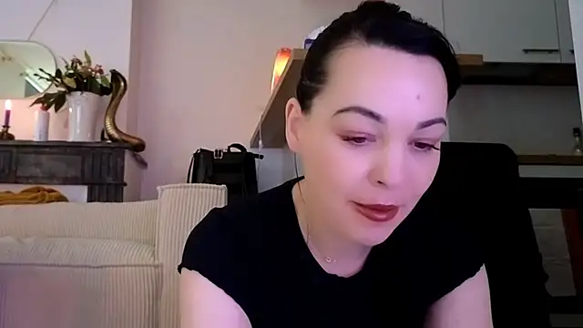 Snapshot of Lilie_romeo chatting on 3, 1, 2025 Lilie romeo online show from 3, 1, 2025