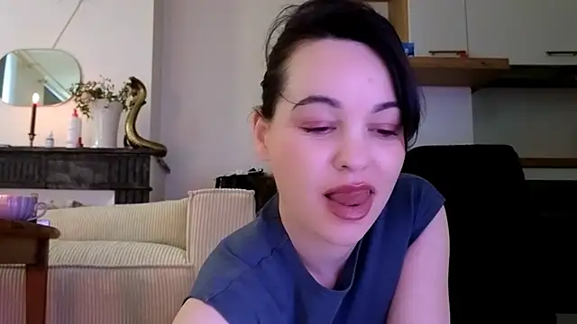 Snapshot of Lilie_romeo chatting on 10, 2, 2025 Lilie romeo online show from 10, 2, 2025